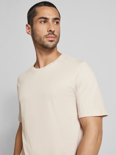 Jack & Jones T-shirt z detalem z logo model ‘ORGANIC’ Złamany biały 3