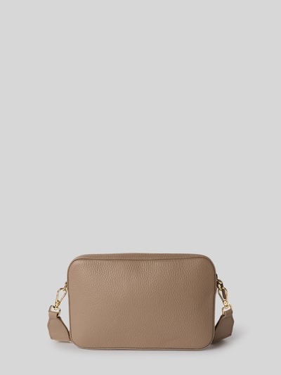 Coccinelle Crossbody Bag mit Label-Detail Modell 'TEBE' Taupe 4