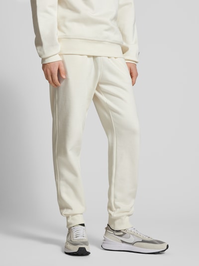 CHAMPION Sweatpants mit Label-Detail Offwhite 4