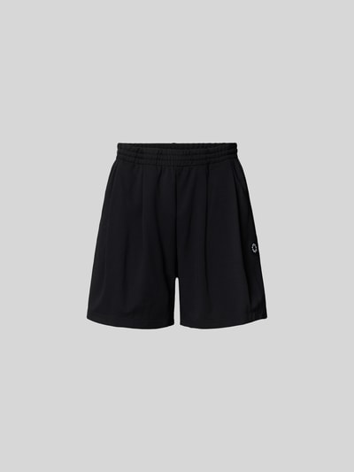 Produktfoto, Shorts mit Logo-Stitching von Kenzo in Schwarz, elastischer Bund, Gesäß- und Eingrifftaschen, Straight Fit, glatte Textur.