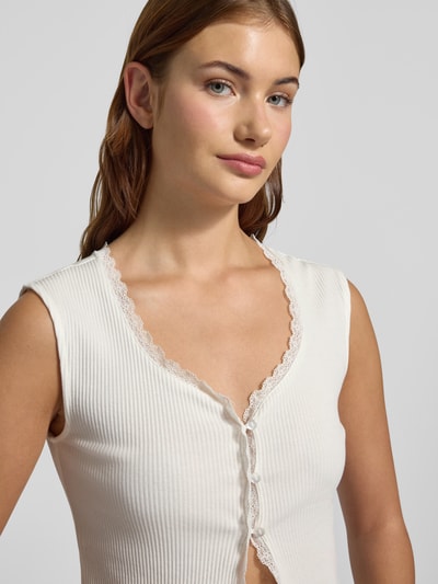 Pieces Regular Fit Top in Rippoptik Modell  'TIRADE' Offwhite 3