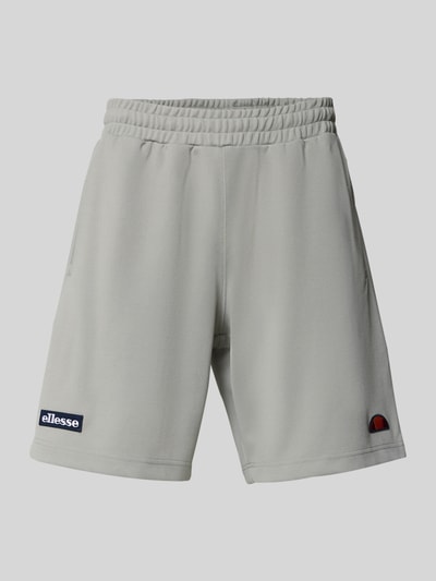 Produktfoto, Shorts mit Label-Stitchings Modell 'BERTONI' von ellesse aus Baumwoll-Mix in Grau, Relaxed-Fit, elastischer Bund, kurze Struktur.