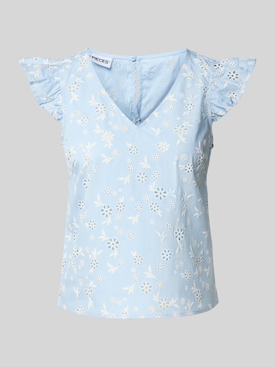 Produktfoto, Regular Fit Blusentop aus reiner Baumwolle Modell 'BANNA' von Pieces in Hellblau mit weißem floralem Allover-Muster, Popeline-Textur.