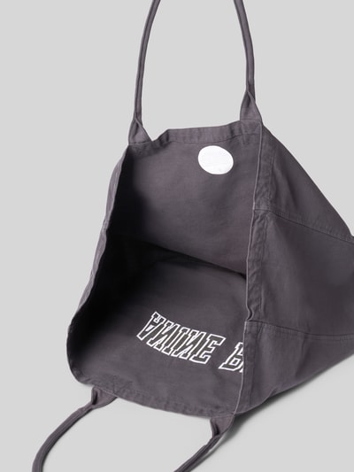 Productfoto, Tote Bag uit Canvas van Anine Bing met open hoofdvak, smalle schouderbanden en labelstitching, siernaden, afm. maat 1: breedte 50 cm, lengte 39 cm, diepte 16 cm