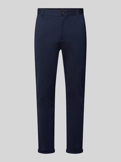 Produktfoto, granatowa Slim Fit Hose mit Viskose-Anteil in verkürzter Passform von Lindbergh, krój slim fit, elastyczny materiał, długość 7/8, kieszenie boczne i tylne, zapięcie na guzik i zamek, szerokość w rozmiarze M: 42 cm, długość nogawki wewnętrznej w rozmiarze M: 72 cm