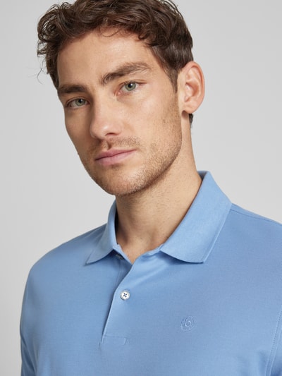 bugatti Poloshirt mit Label-Stitching Blau 3