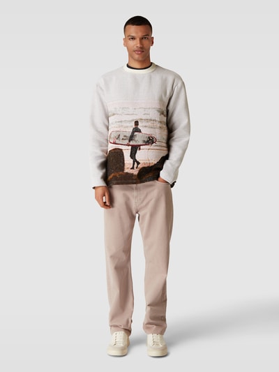 ANERKJENDT Sweter z dzianiny z wyhaftowanym motywem model ‘AKSUNE’ Złamany biały 1