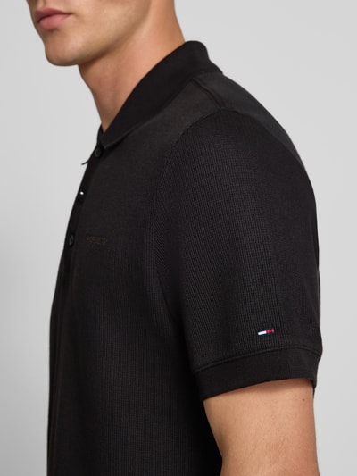 Tommy Jeans Regular Fit Poloshirt mit Waffelstruktur Black 3