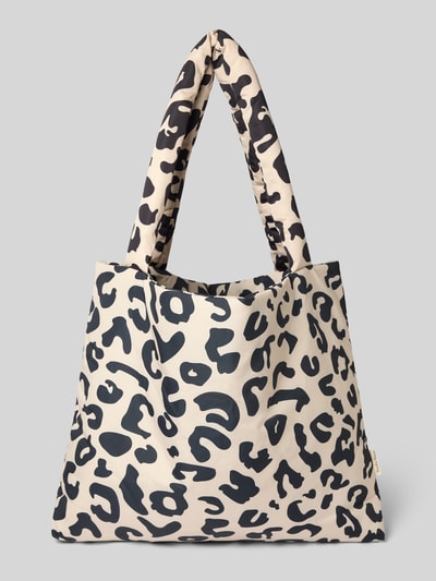 Produktfoto, Tote Bag mit Allover-Animal-Print von Studio Noos in Beige und Schwarz mit offenem Hauptfach, Logo-Detail und Schulterriemen