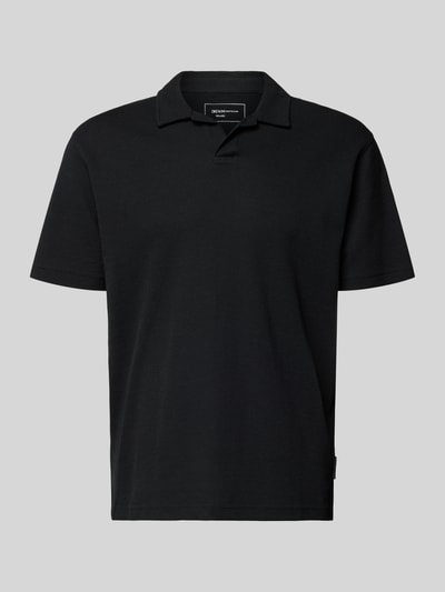 Produktfoto, Relaxed Fit Poloshirt aus Baumwoll-Mix von Tom Tailor Denim, unifarben schwarz, Piqué-Struktur, kurzer Ärmel, Frontansicht.
