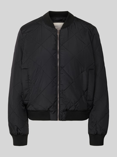 Produktfoto, schwarze Regular Fit Bomberjacke mit Rippbündchen von Tom Tailor Denim, gesteppte Struktur, Damen Bomberjacke