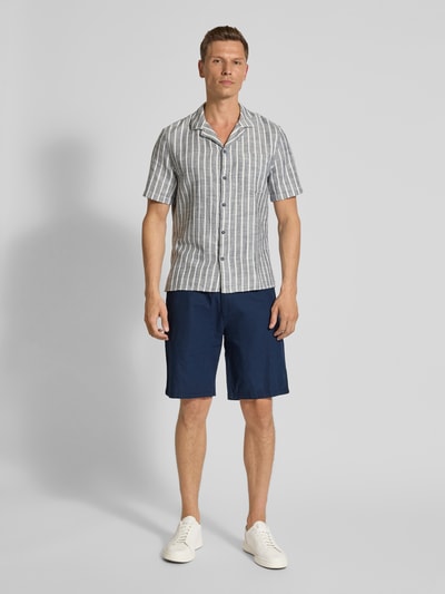 s.Oliver RED LABEL Relaxed Fit Bermudas aus Leinen-Baumwoll-Mix Dunkelblau 1