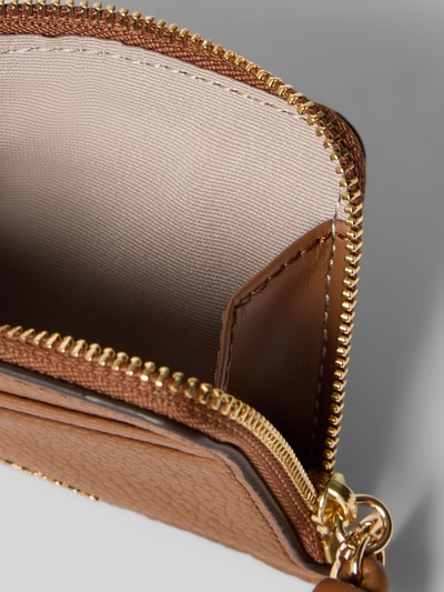 Produktfoto, Portemonnaie mit Logo-Applikation Modell 'Jet Set' von MICHAEL Michael Kors in Braun, Hauptfach mit Reißverschluss, Steckfächer, feine Lederstruktur