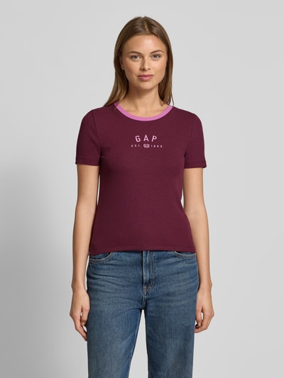 GAP T-shirt z logo i okrągłym dekoltem Bordowy 4