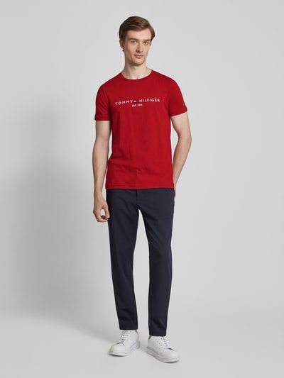 Tommy Hilfiger T-Shirt mit Label-Print Dunkelrot 1