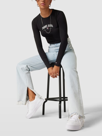 Tommy Jeans Cropped Longsleeve mit Label-Print Schwarz 3