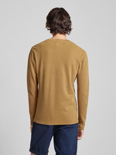 Superdry Longsleeve mit Serafino-Ausschnitt Camel 5