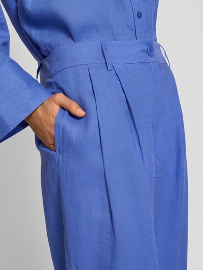 Christian Berg Woman Wide Leg Leinenhose mit Bundfalten Blau 3