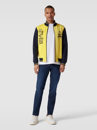 Aeronautica Militare Sweatjacke mit seitlichen Eingrifftaschen Modell 'FELPA' GELB 1