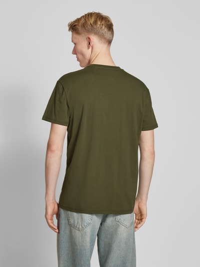 Tommy Jeans T-Shirt mit Label-Print Oliv 5