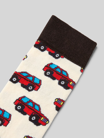 Produktfoto, Socken mit Label-Print von Happy Socks, cremefarbener Baumwoll-Mix mit Stretch-Anteil, rote Auto-Motive, gerippter Abschluss, körpernaher Schnitt