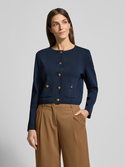 Kobiece model prezentuje granatowy Blazer aus Viskose-Mix Modell 'DATHAN' od Lauren Ralph Lauren, regular fit, widok z przodu, ujęcie całej sylwetki.
