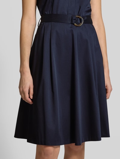 Christian Berg Woman Selection Knielanges Kleid mit Taillengürtel Marine 3