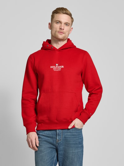 Tommy Hilfiger Hoodie mit Label-Print und Känguru-Tasche Rot 4