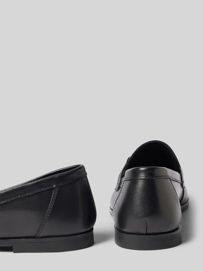 Productfoto, Loafers uit leer model 'Gimble' van Gimble, zwart, afgeronde punt, comfortmodel, labelapplicatie, hakhoogte 2 cm, schachthoogte 6 cm, schachtbreedte 9 cm