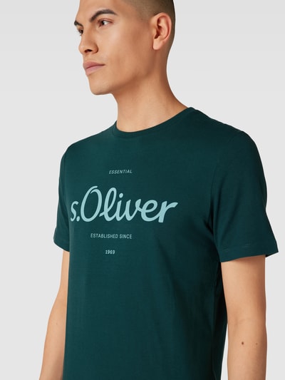 s.Oliver RED LABEL T-Shirt mit Label-Print Modell 'Logo' Bottle 3