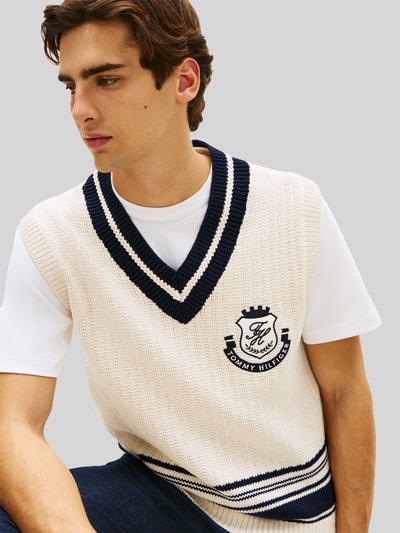 Tommy Hilfiger Strickpullunder mit Wappen Logo Stitching aus reiner Baumwolle Offwhite 3