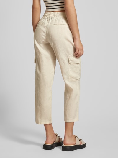 Christian Berg Woman Linnen broek met cargozakken Beige - 5