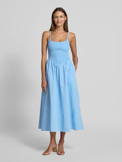 Forever New Avondjurk met ronde hals, model 'Dylan' Blauw - 4