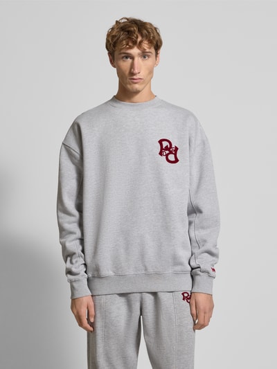 Pegador Sweatshirt mit Rundhalsausschnitt Modell 'Troker' Hellgrau Melange 4