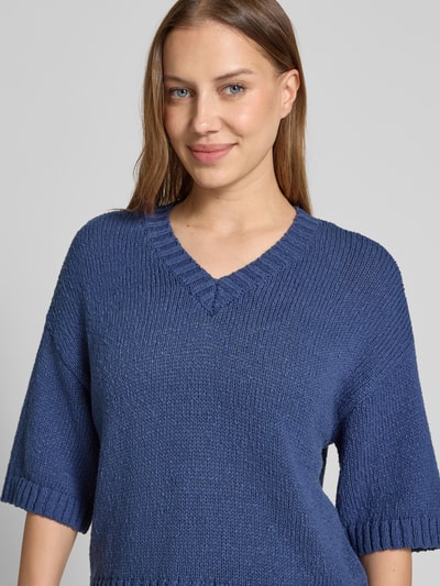 MSCH Copenhagen Sweter z dzianiny z dekoltem w serek model ‘Hannalie’ Szaroniebieski 3