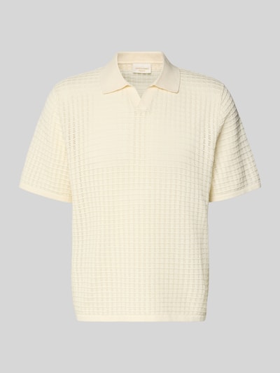 Produktfoto, Regular Fit Poloshirt mit V-Ausschnitt von Jack & Jones aus reiner Baumwolle, Strickshirt, helle Farbe, strukturierte Oberfläche
