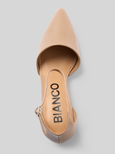 Productfoto, Pumps met blokhak en bandje van BIANCO in beige met puntige vorm, gespsluiting, licht gestructureerde zool, maat 40 context.