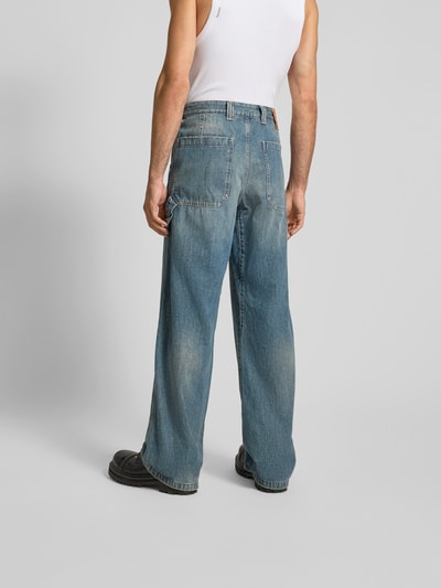Diesel Wide Fit Jeans mit Gesäßtaschen Jeansblau 5