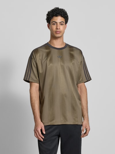 adidas Originals Regular Fit T-Shirt mit Logo-Print Modell 'JACQUARD' Schlamm 4