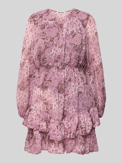 Produktfoto, Minikleid mit Paisley-Muster im Stufen-Look von Review, lila und rosa Töne, A-Linie, Ballonärmel, recycelter Polyester, 84 cm Rückenlänge bei Größe S, 50 cm Brustweite, 65 cm Ärmellänge