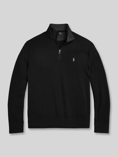 Produktfoto, schwarzes Regular Fit Sweatshirt aus Baumwoll-Mix von Polo Ralph Lauren vor grauem Hintergrund, glatte Textur