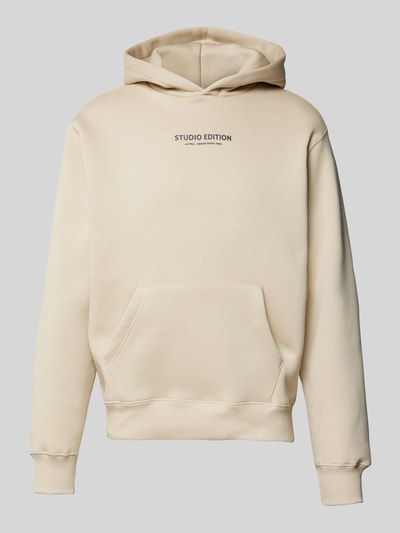 Alpha Industries Hoodie mit Label-Print Modell 'Studio Edition' Offwhite 1