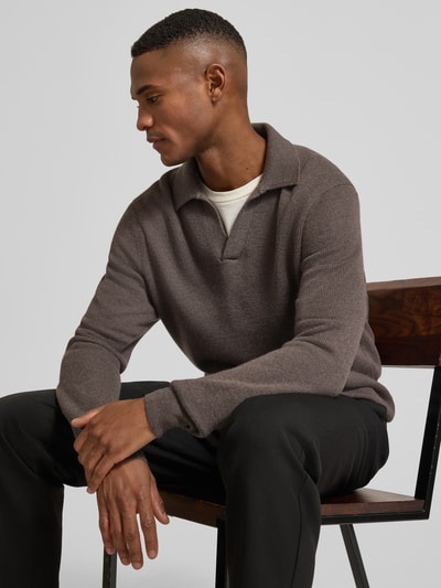 GRAN SASSO Strickpullover aus Schurwolle mit Umlegekragen und V-Ausschnitt Taupe 3