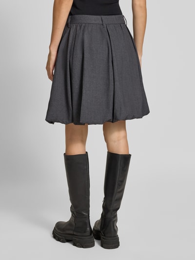 Copenhagen Muse Minirock in Ballonform mit gelegten Falten Dunkelgrau Melange 5