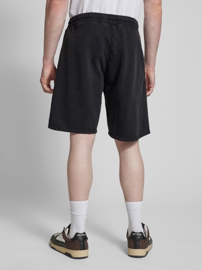 REVIEW Szorty z dzianiny dresowej o kroju relaxed fit z nadrukiem z logo Czarny 5