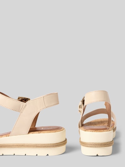 Tamaris Sandalette aus Leder mit Keilabsatz Sand 2