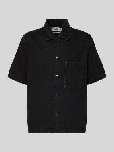 Produktfoto, Relaxed Fit Jeanshemd aus Lyocell-Baumwoll-Mix von Marc O'Polo Denim, tkanina stylizowana na denim, krótki rękaw, kołnierzyk typu kent, listwa guzikowa na całej długości, mieszanka lyocellu i bawełny