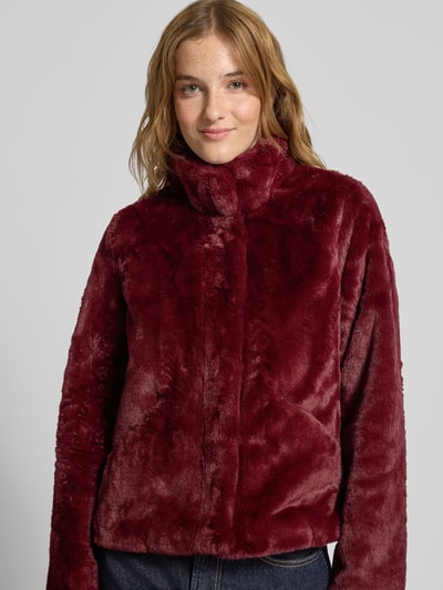 Only Kurtka o kroju regular fit z imitacji futra model ‘NEWVIDA’ Bordowy 3