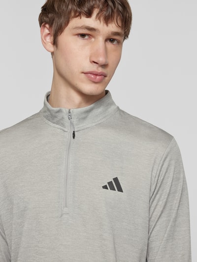 Adidas Training Sweatshirt mit Logo-Print Mittelgrau Melange 3