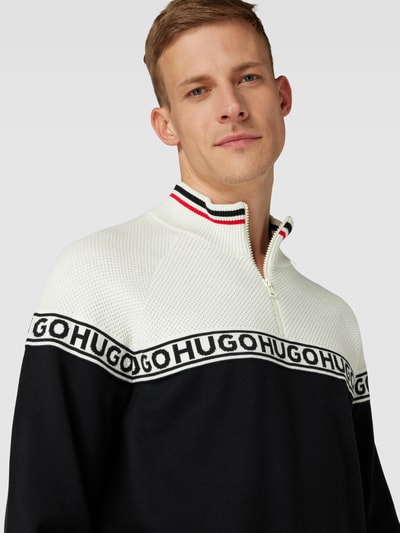 HUGO Strickpullover im Colour-Blocking-Design Modell 'Saikol' Offwhite 3